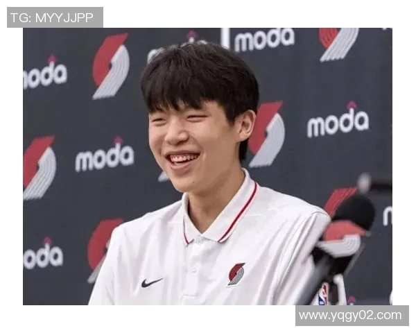 刘禹铖驳斥谣言进入教练组：杨瀚森英语在前进，尽力不该被否定